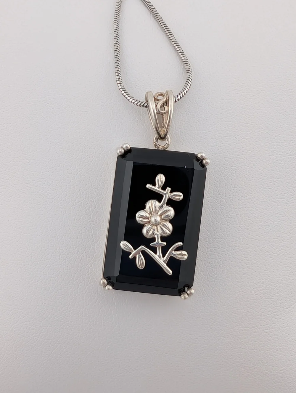 VTG 925 Sterling Silver Black Onyx Flower Pendant Rectangle Necklace Fine Jewelr